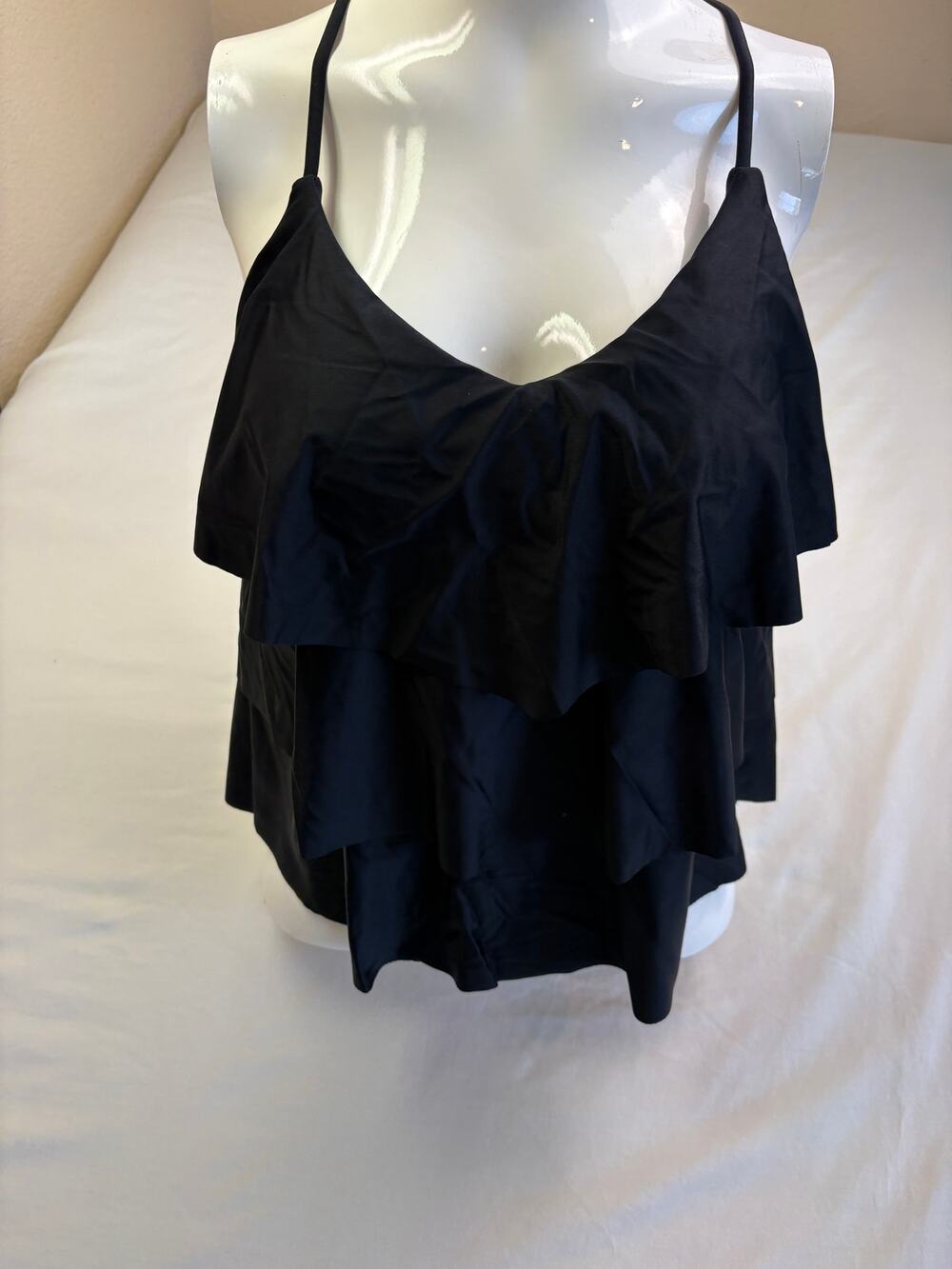 Time and Tru Women's Black Tiered Ruffle Tankini Swim Top NWT Size Small 4-6